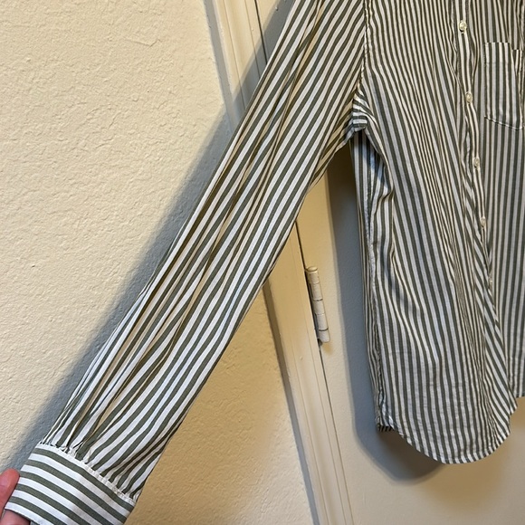 by Trovata California Birds of Paradise S Striped Button Down Shirt Blouse - Picture 5 of 14